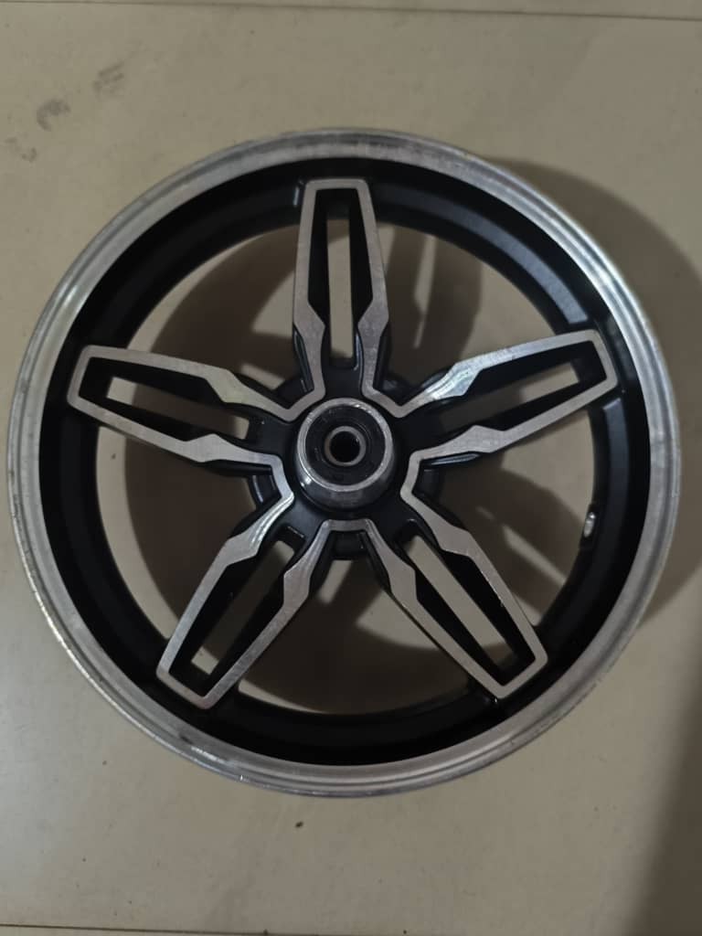 Front wheel hub (Fashion)